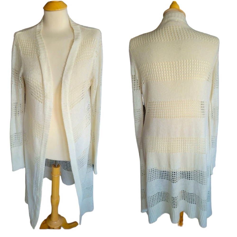 Size Large 90’s Mudd Cream Colored Crochet Duster.
